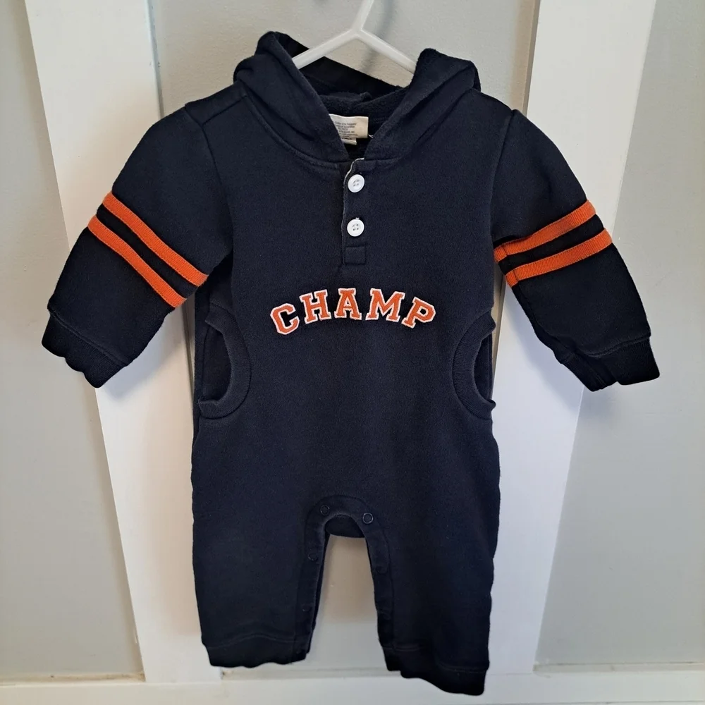 Baby Gap Navy Hooded Romper – Size 6–12 Months
